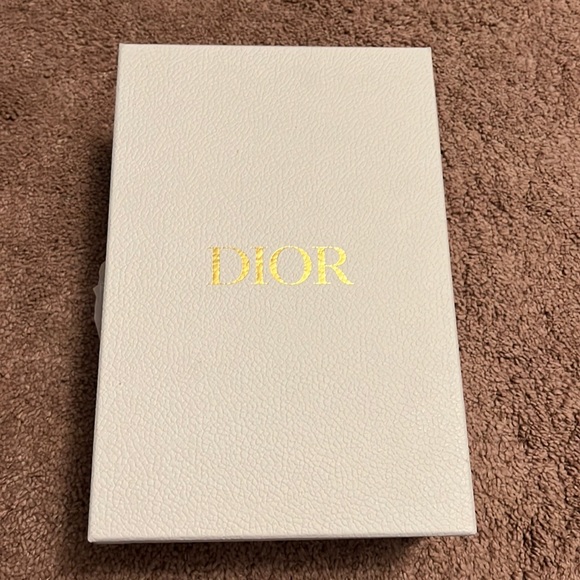 Authentic Dior Box - Picture 2 of 5